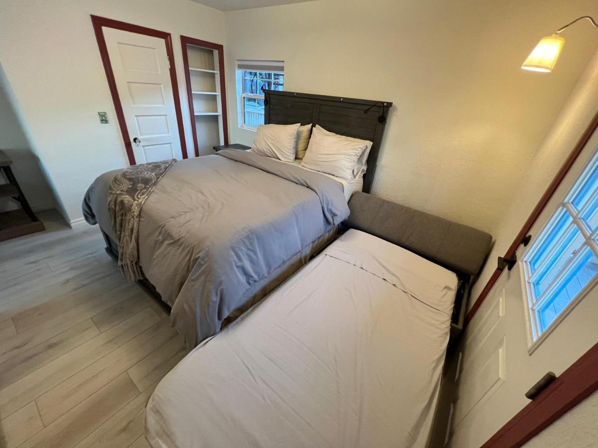 Catalina Two Bedroom View Home Avalon Bagian luar foto